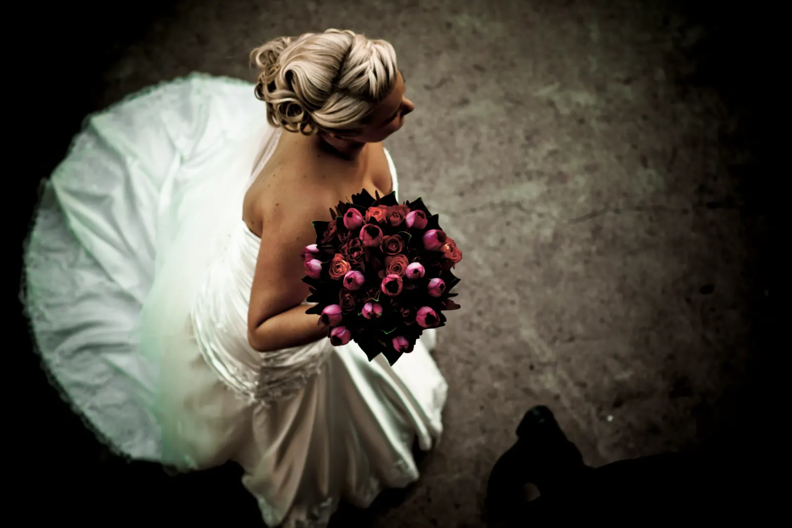 A Port Stephens bride ready on her wedding morning, hair and makeup by Amanda Frost