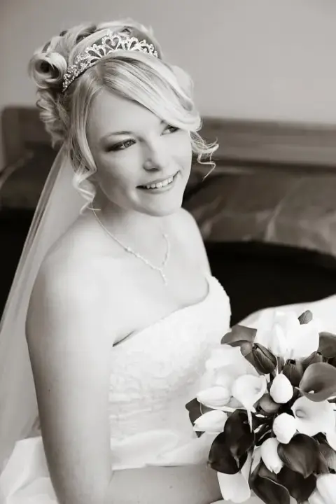 Bridal hair and makeup artistry by Amanda Frost on the wedding day