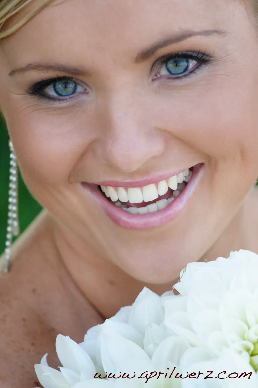 The finished wedding hair and makeup by Amanda Frost of Bellus on location