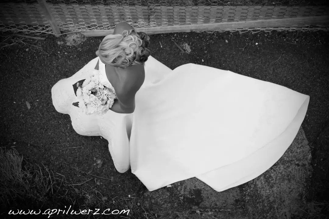 Hair and makeup for the bride by Bellus on the wedding morning