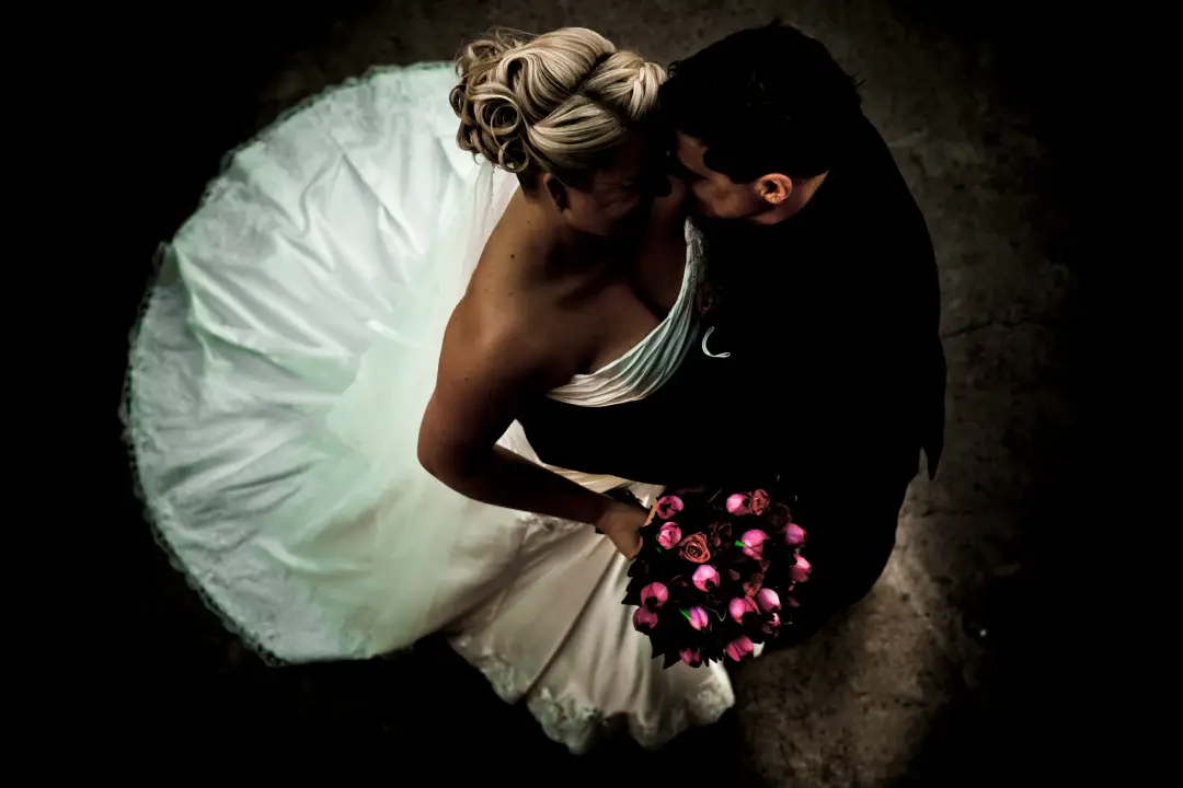 Mobile bridal hair and makeup by Amanda Frost on location