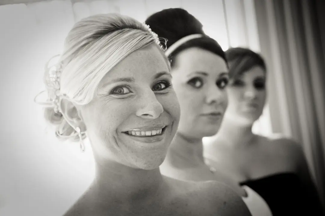 On-location wedding hair and makeup by Amanda Frost of Bellus in Newcastle