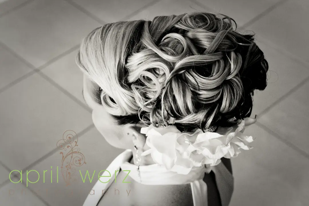 Bridal hair and makeup artistry by Amanda Frost of Bellus in Newcastle on location