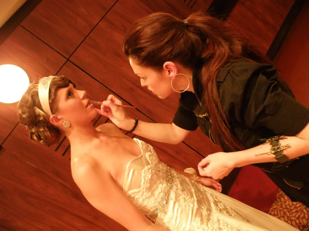Bridal makeup on location application