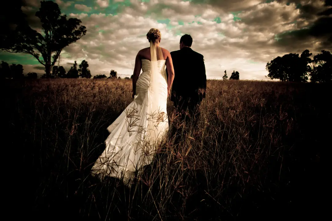 Elopement at dusk