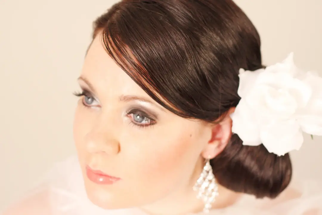 Mother of the groom soft classic finish