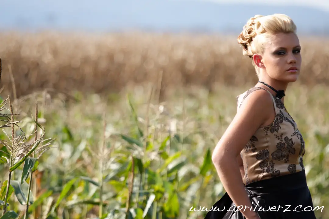 Bridal beauty by Amanda Frost of Bellus on the wedding day