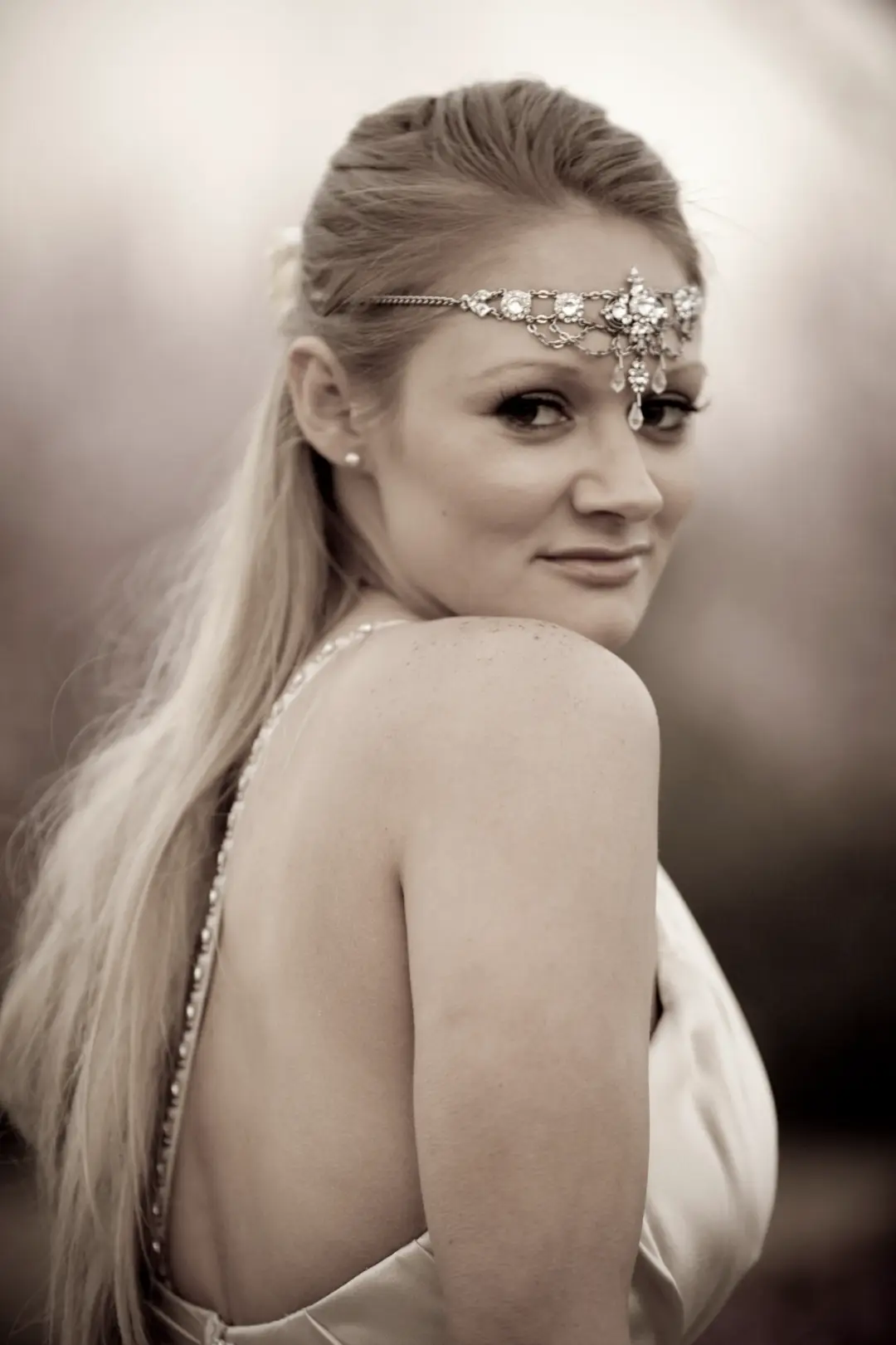 The finished bridal hair and makeup by Amanda Frost of Bellus on location