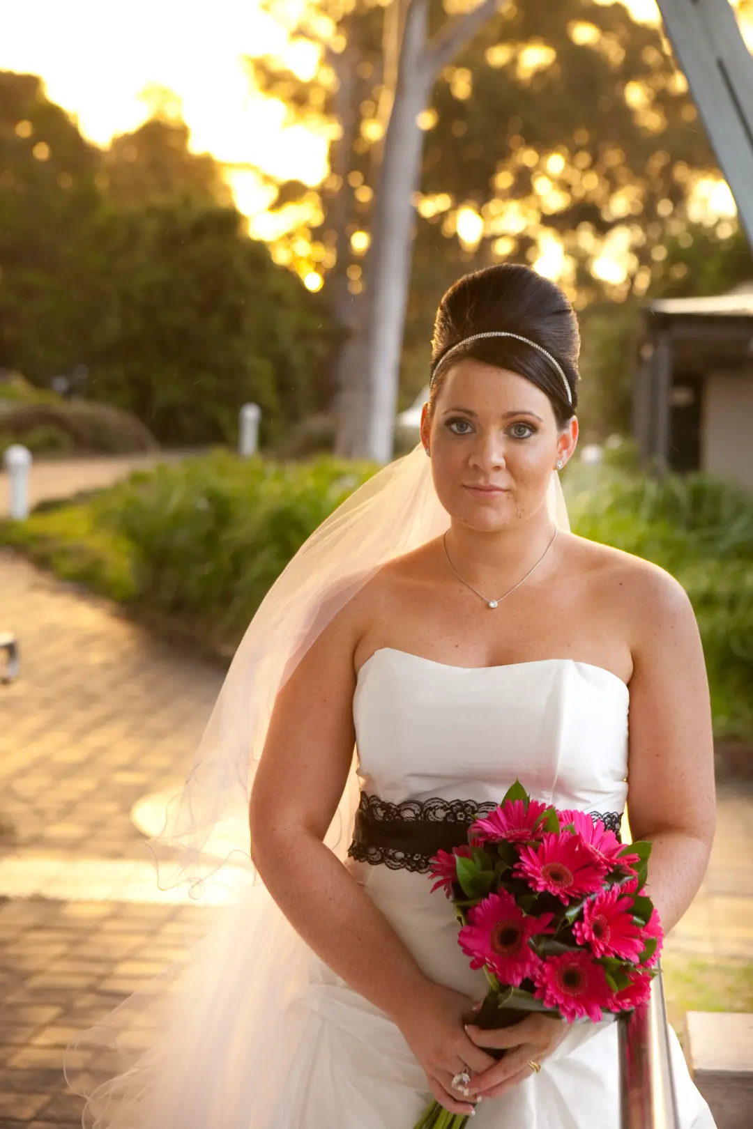 On-location wedding hair and makeup by Amanda Frost of Bellus photographed on the day