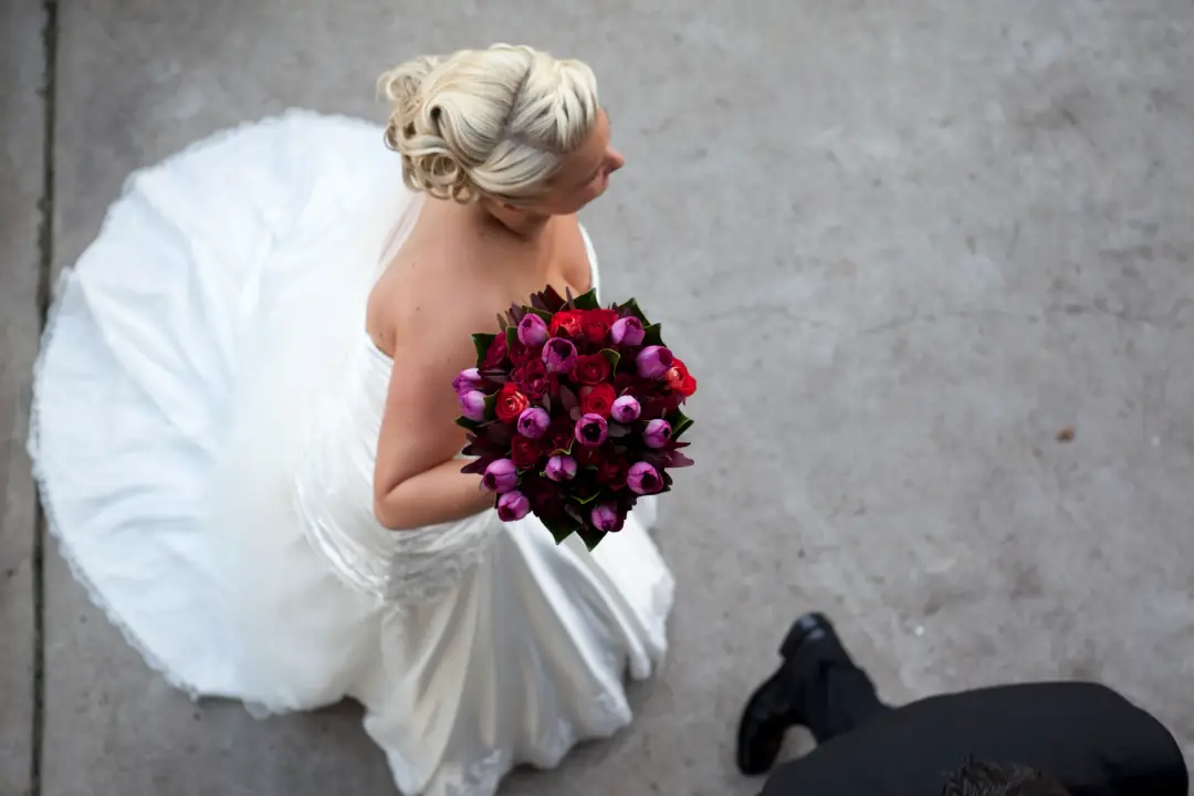 Wedding morning hair and makeup by Amanda Frost on location