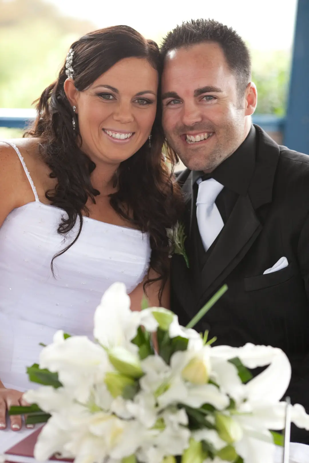 Bridal hair and makeup styling by Amanda Frost on location