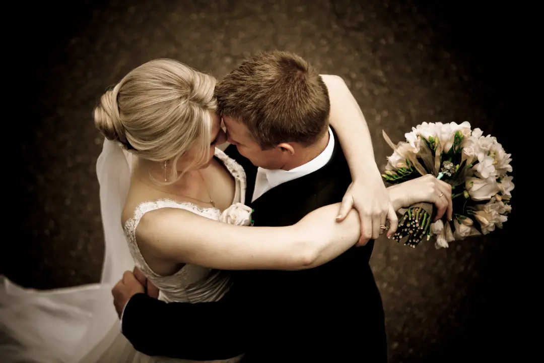 The finished wedding hair and makeup by Amanda Frost of Bellus for a real bride