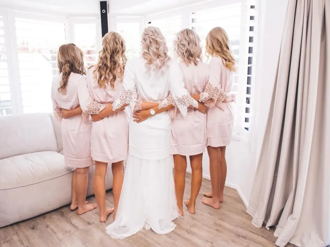 Bridal hair and makeup artistry by Amanda Frost of Bellus