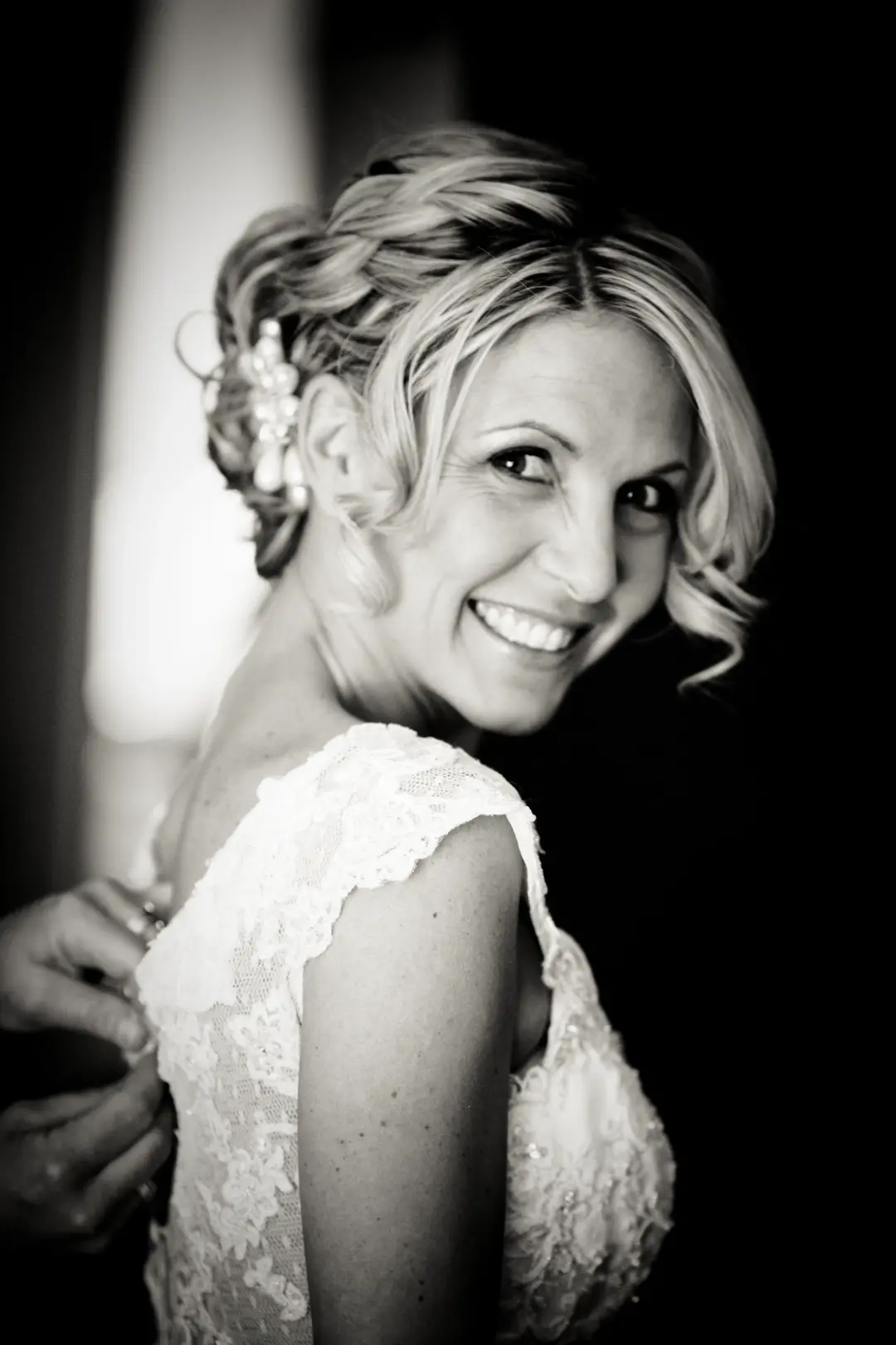 The finished bridal hair and makeup by Amanda Frost of Bellus for a real bride